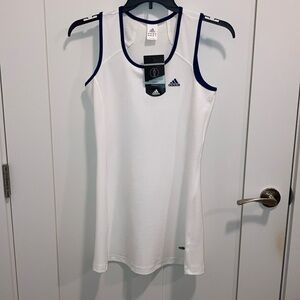 Activewear. Sport dress. Adidas.